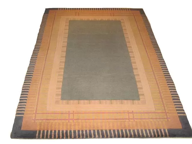 Handmade Nepal Rug with contemporary design 